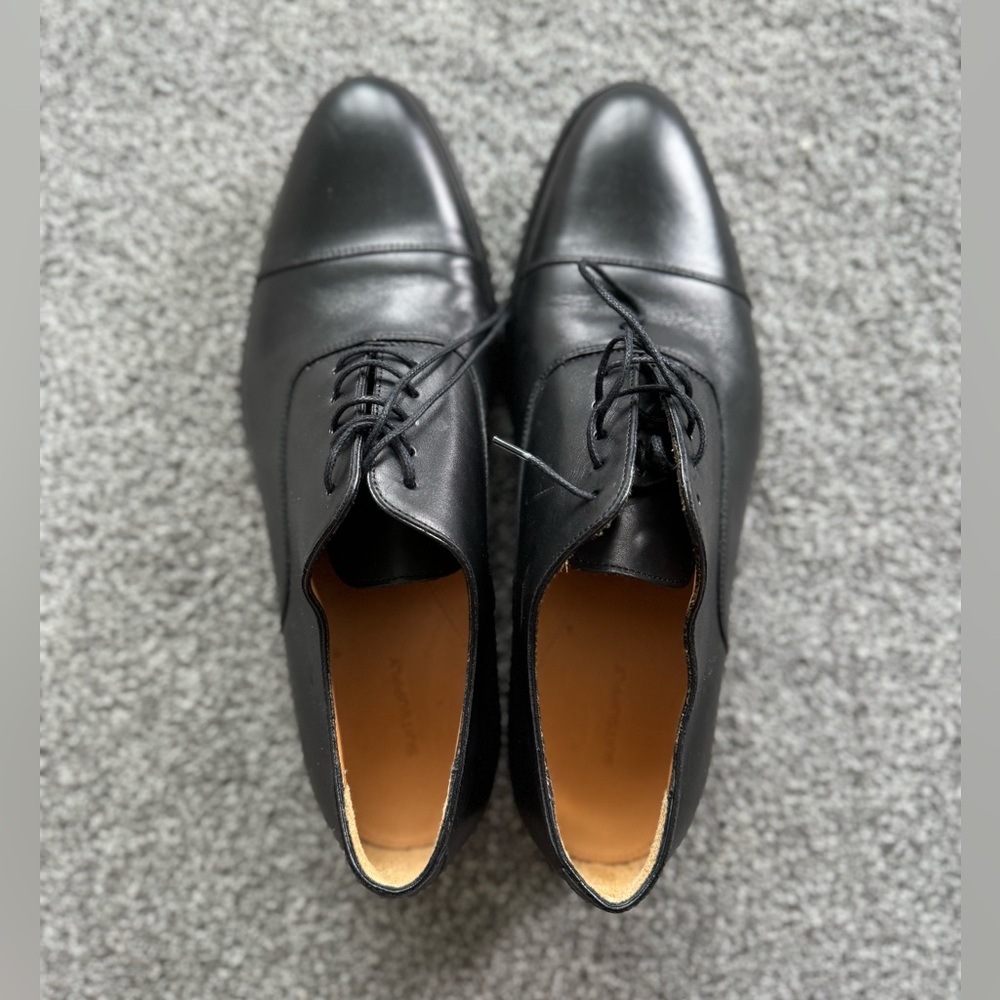 Suitsupply Men’s Black Oxford dress shoes